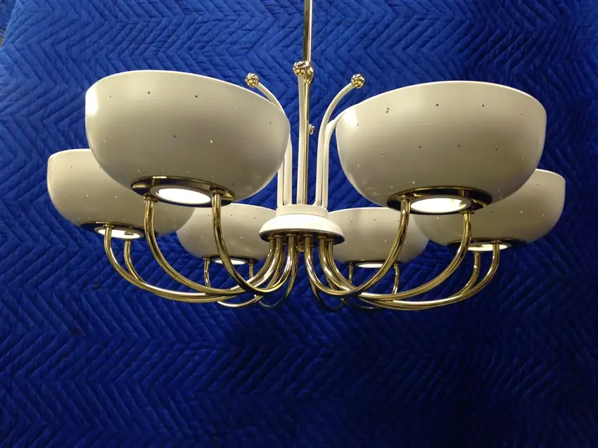 metal painting white