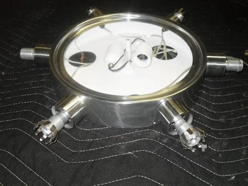 polishing aluminum light fixture